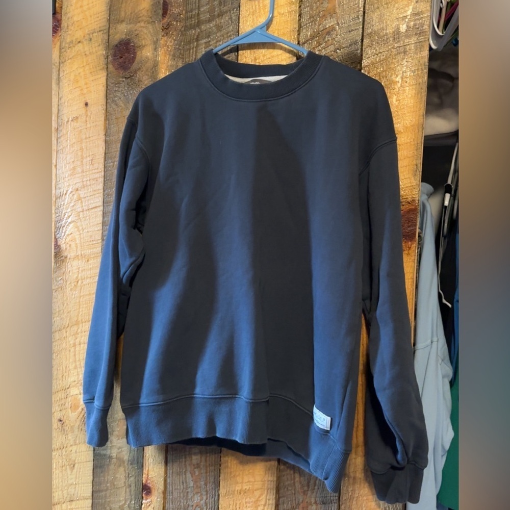 Eddie Bauer crewneck